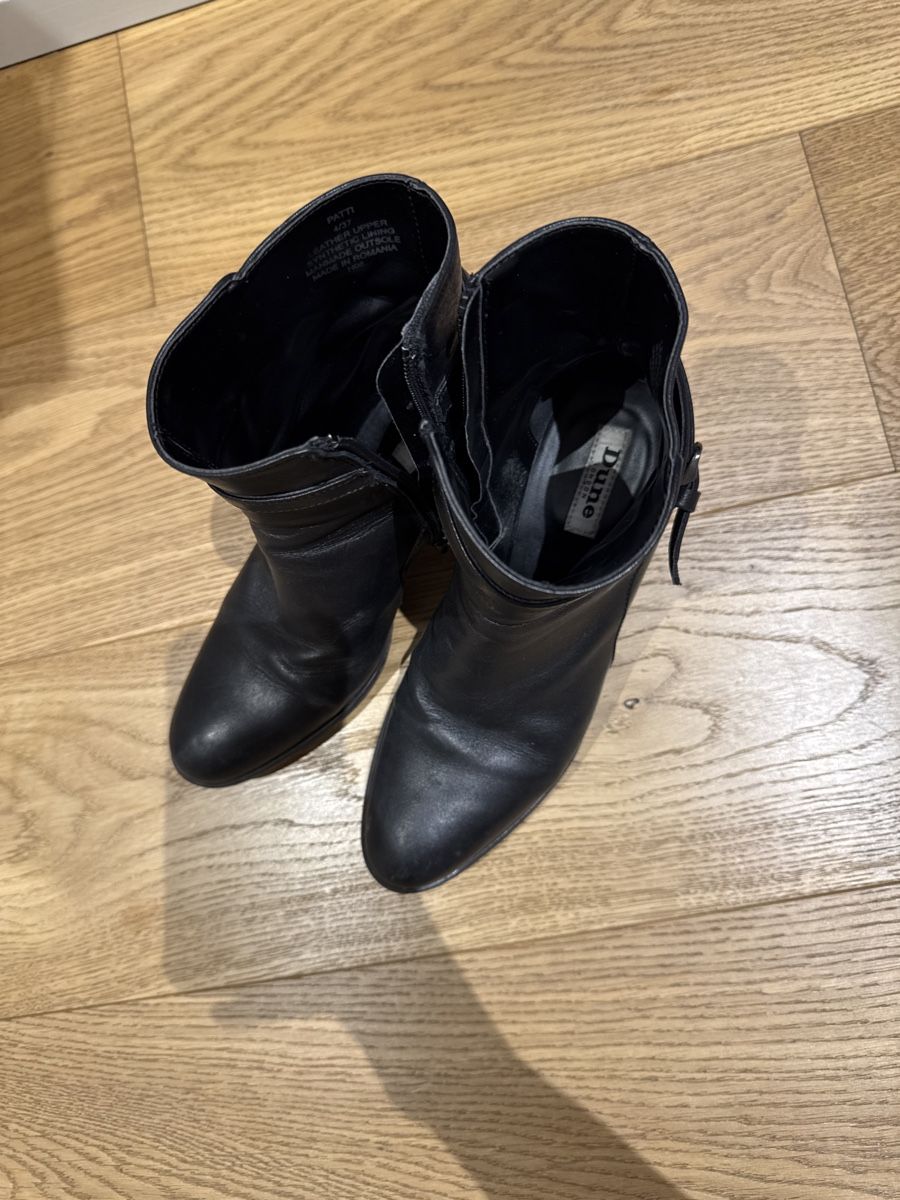 Dune London Damenschuhe: Schwarze Lederstiefeletten von Dune, Gr. 37 – Gebraucht aus Niederteufen von sophia2025 2