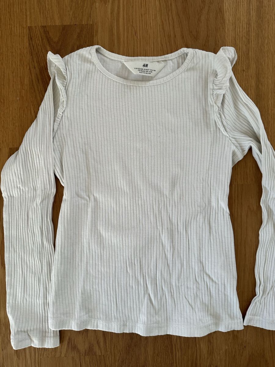H&M Camicette, T-shirt & Top: Weisses shirt 128 – Usato da Hochdorf venduto da lefaho