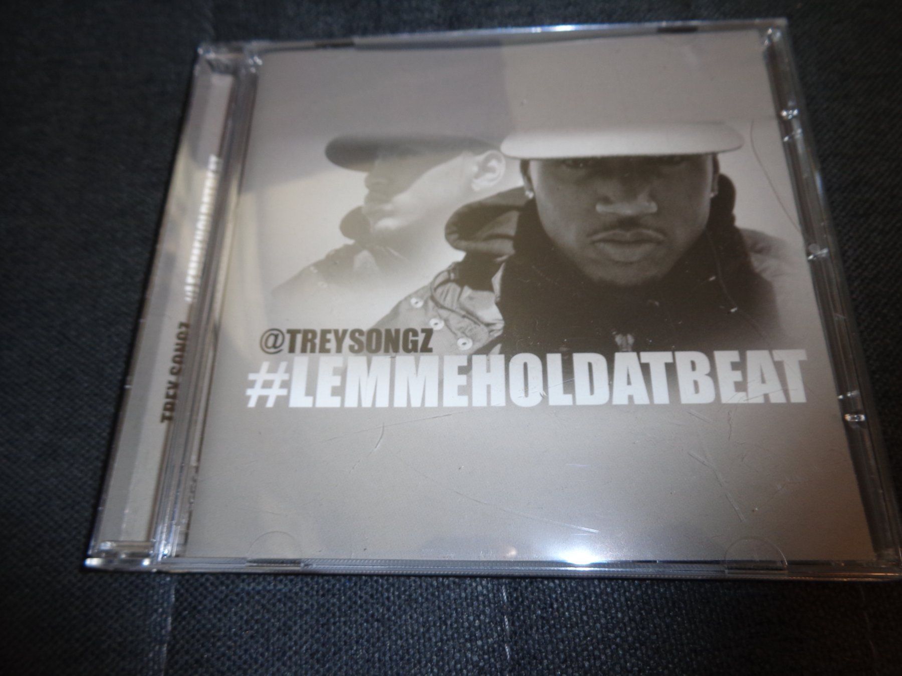 CD: Trey songz - Lemmeholdatbeat CD – Usato da Olten venduto da Disc-Ausverkauf
