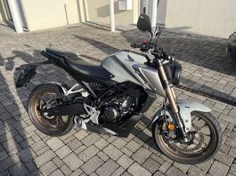 Honda cb125r