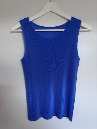 Issey Miyake - pleats please top