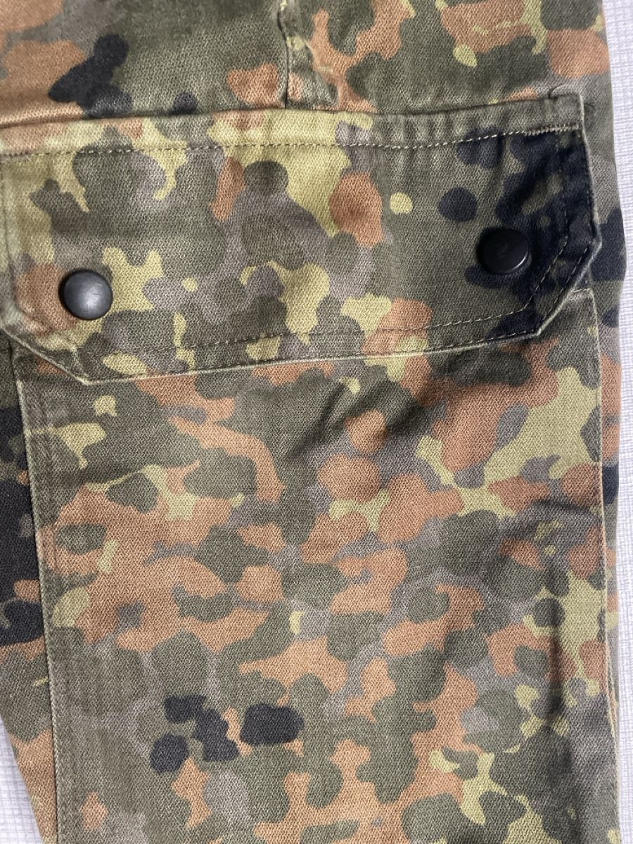 Pantaloni: Militäre Hose farbige – Usato da Capolago venduto da LA.BOTTEGA 2