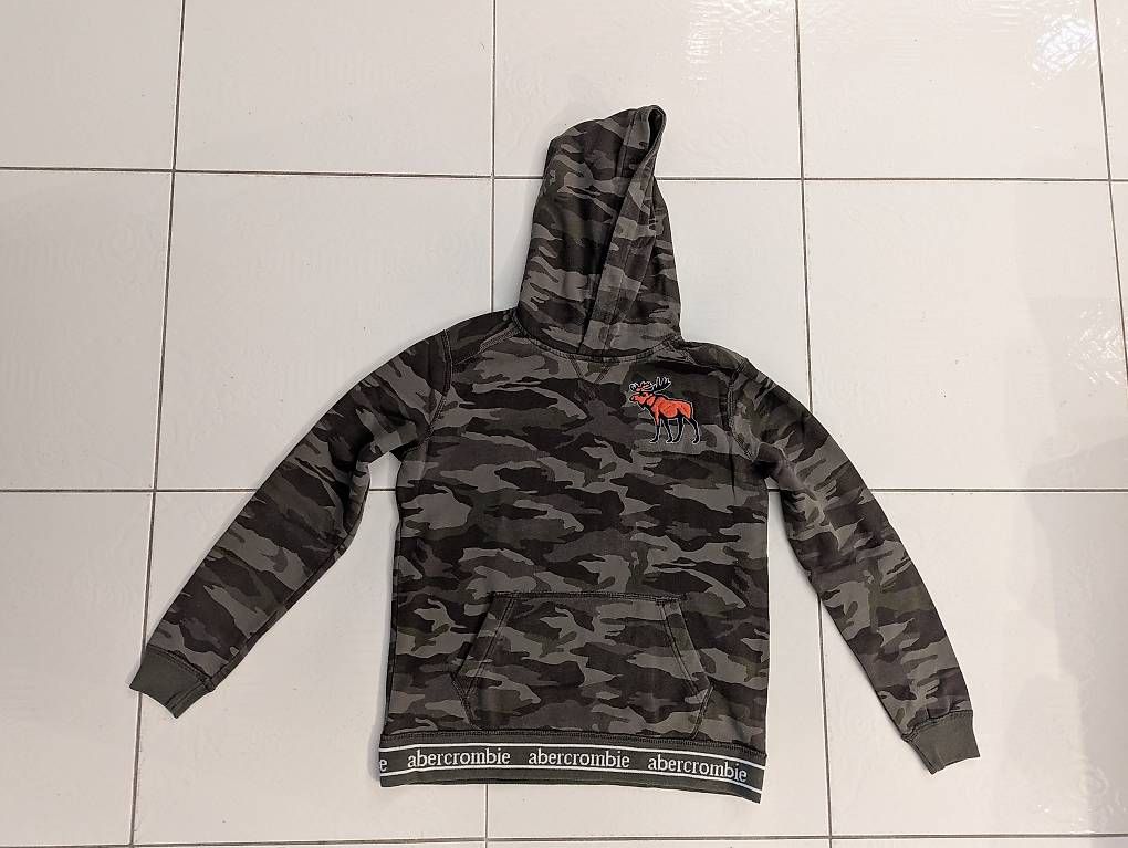 Abercrombie Maglioni & Felpe: Hoodie abercrombie kids – Usato da Herzogenbuchsee venduto da Obivius