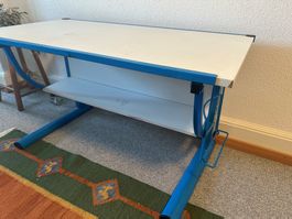 Kindertisch / Basteltisch für Kinder