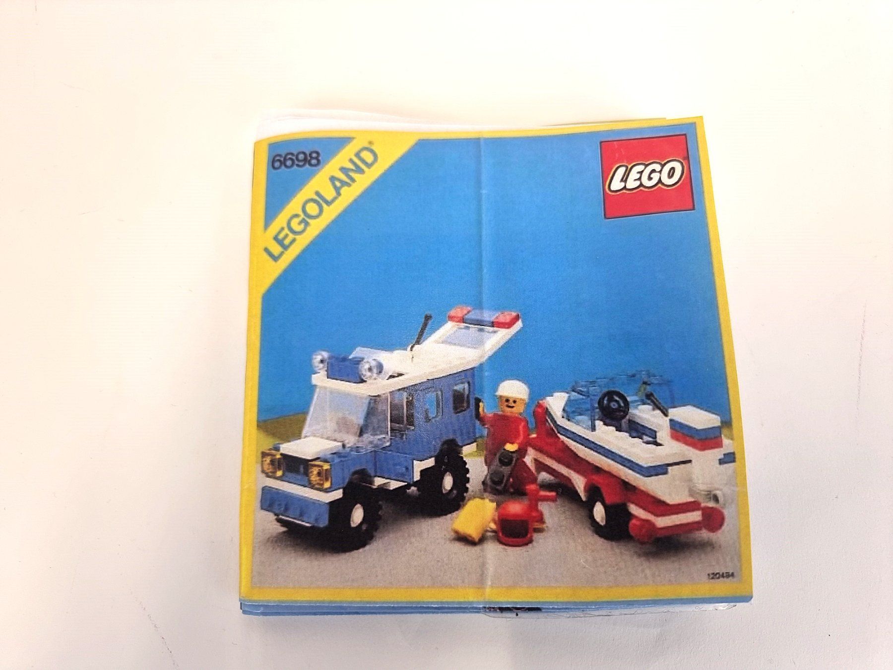 Lego Giocattoli: Lego- Set 6698 RV with Speedboat – Usato da Urtenen-Schönbühl venduto da Restwert_Schoenbuehl 2