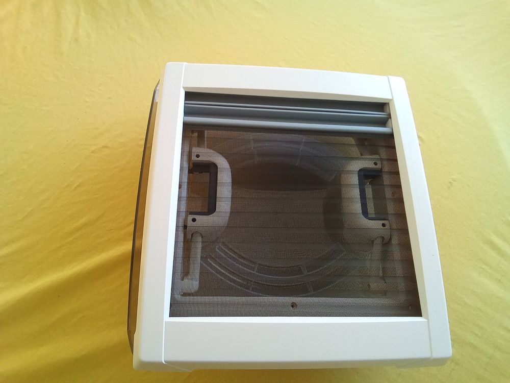 Lucernario Per Tetto MPK Vision Vent S Eco: Vetro Trasparente 28x28 Cm, Con Zanzariera E Tenda Oscurante, Per Ventilazione
