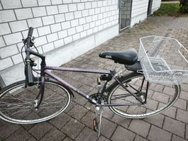 Velo violett (Schaltung kaputt & braucht Service) ohne Korb!