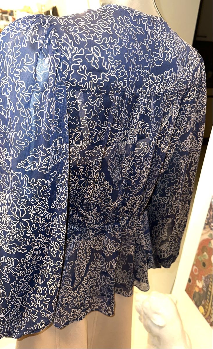 Ted Baker Blusen: TED BAKER BLUSE GR. M (3) neuwertig – Neu (gemäss Beschreibung) aus Unteraegeri von MH203 7