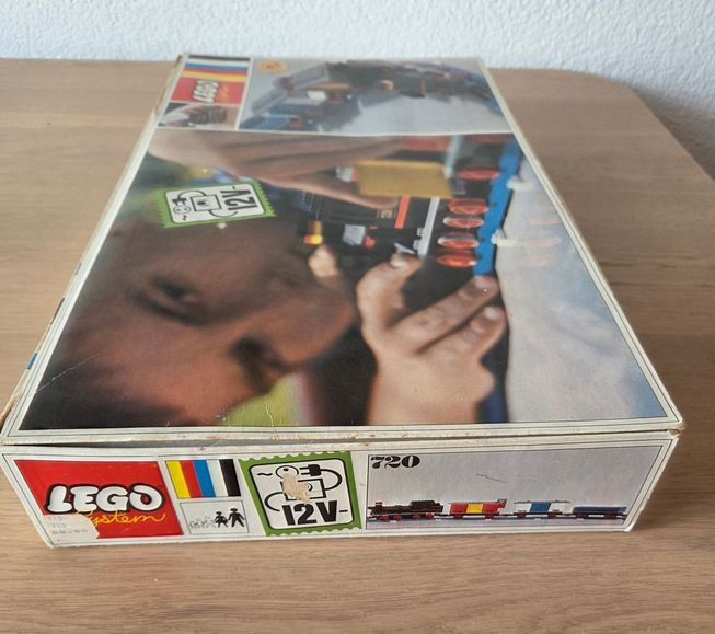 Lego Kit di costruzioni: Lego 720 Eisenbahn Baukasten 12 Volt – Usato da Schenkon venduto da Blech 2