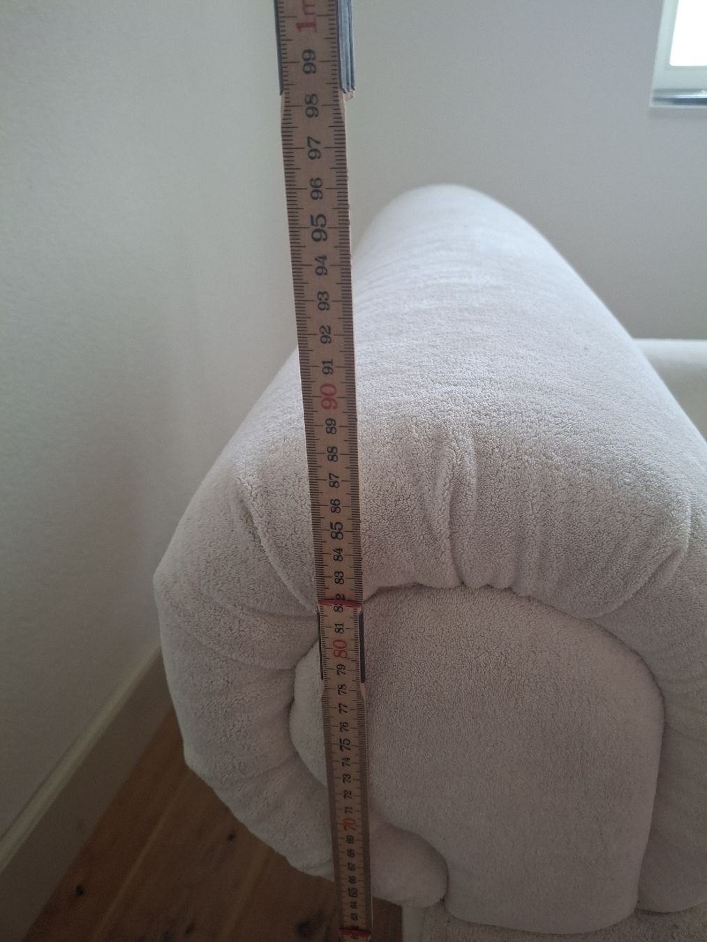 Poltrone: Grosser weisser Sessel – Usato da Oberdiessbach venduto da guy_7blb 5