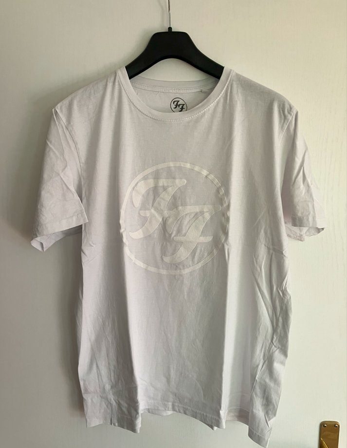T-shirt: Foo Fighters T-Shirt - L – Usato da Winkel venduto da Studi66 1