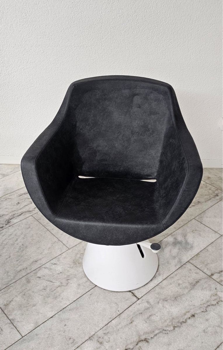 Sedie: Coiffeurstuhl Friseurstuhl Design – Usato da Fahrweid venduto da ber_hxd7