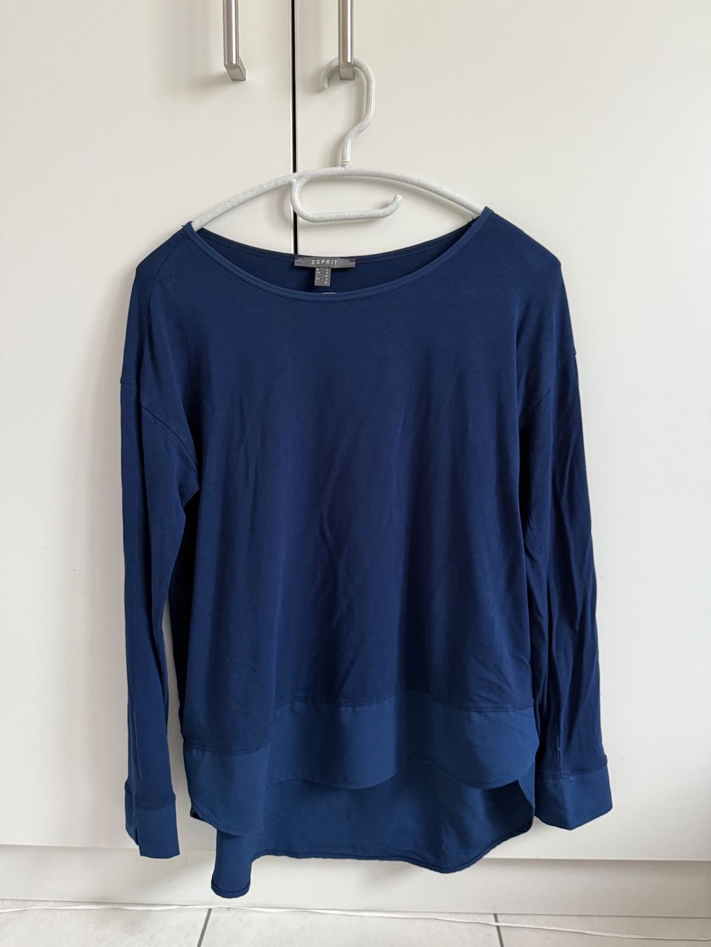 Esprit T-Shirts: Langarmshirt Esprit - Blau - Grösse S – Gebraucht aus Eschenbach SG von Sums