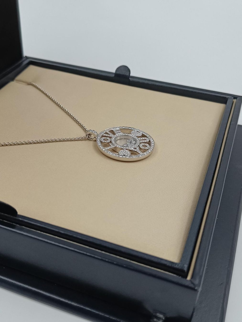 Chopard Catenine: CHOPARD HAPPY DIAMONDS " LOVE YOU " COLLIER , FULL SET – Usato da Luzern venduto da EdiGem 4