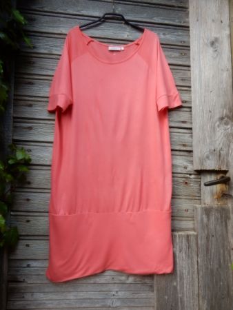 Kleid    100 %  Viskose     *   YESSICA   *  L      wie neu