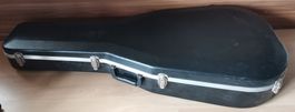 Gitarrenkoffer mit kleinen Mängeln