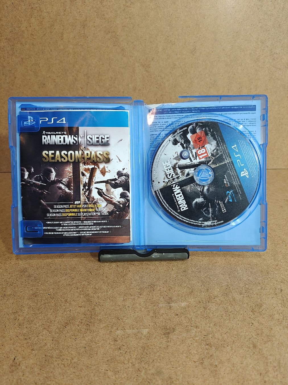 Sony Giochi: PS4 Rainbow Six Siege-Spiel – Usato da Luzern venduto da MWi_9xw5 2