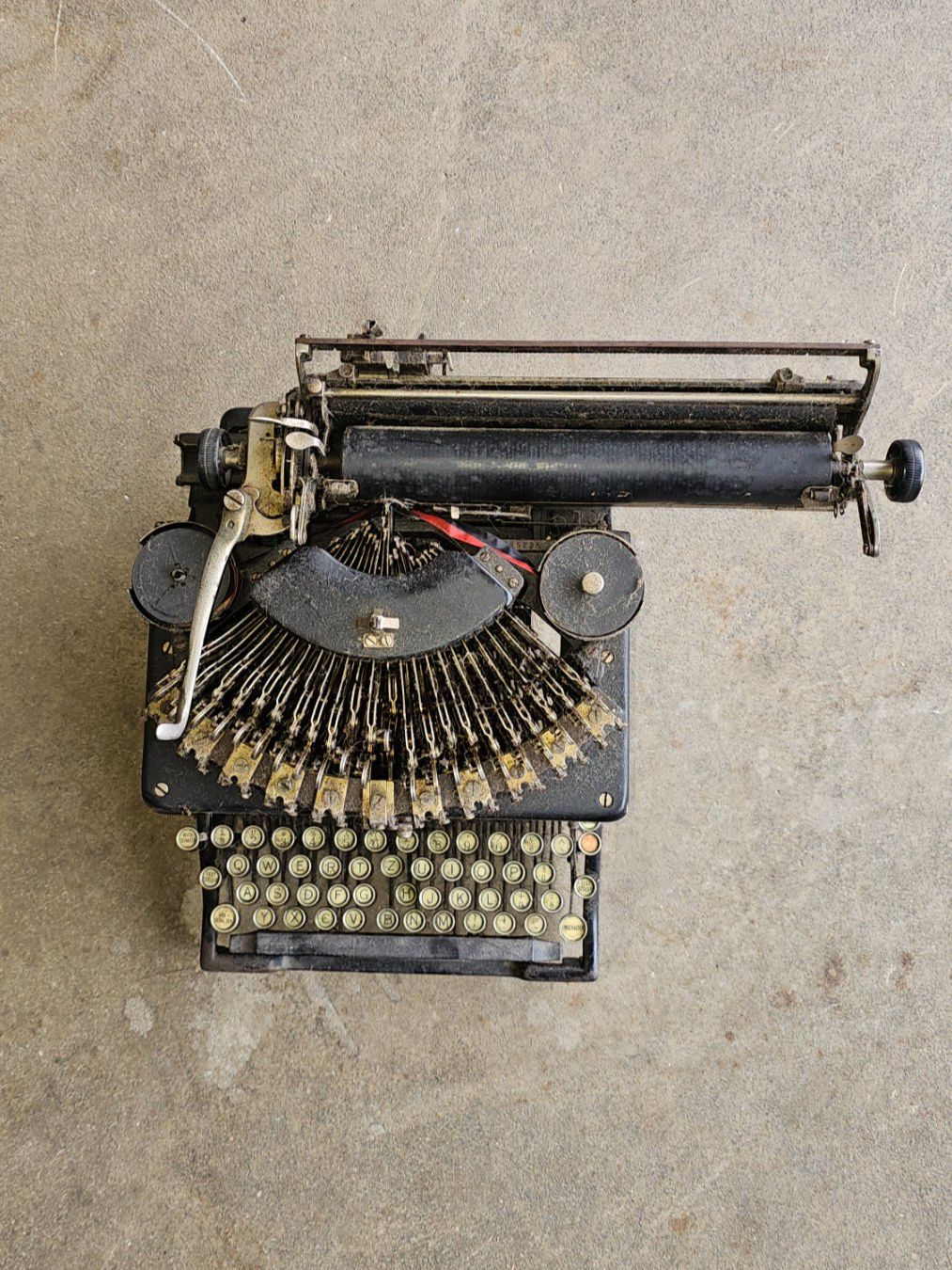 Macchine da scrivere: Vintage Schreibmaschine SMITH PREMIER NOISELESS – Usato da Diessenhofen venduto da Osio 2