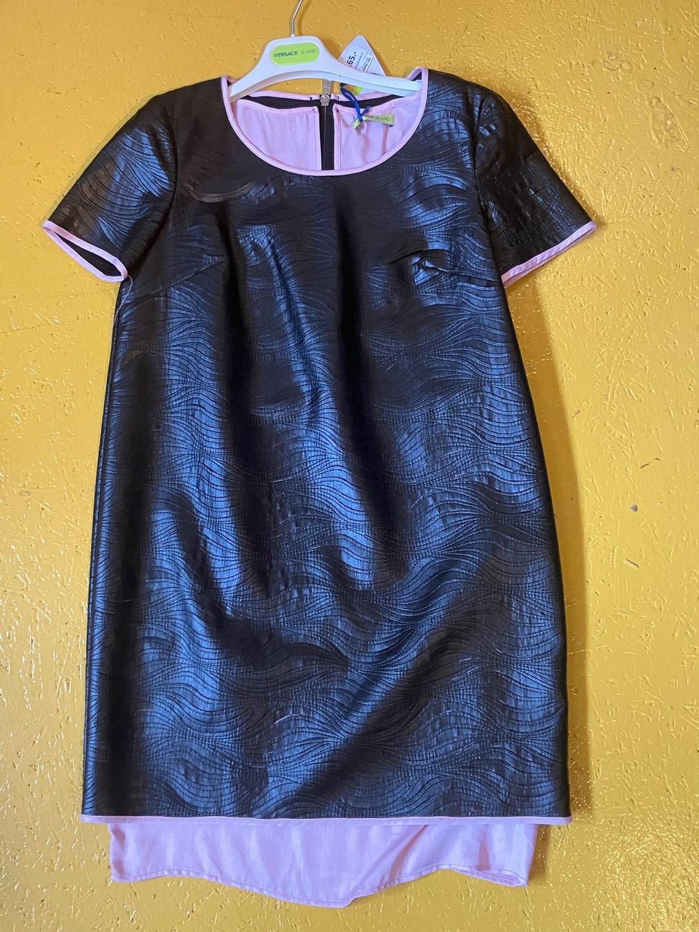 Versace T-shirt: Versace Shirt lang Damen 44 NEU – Nuovo e nell'imballaggio originale da Erlenbach im Simmental! venduto da Simmentaler-Perlen