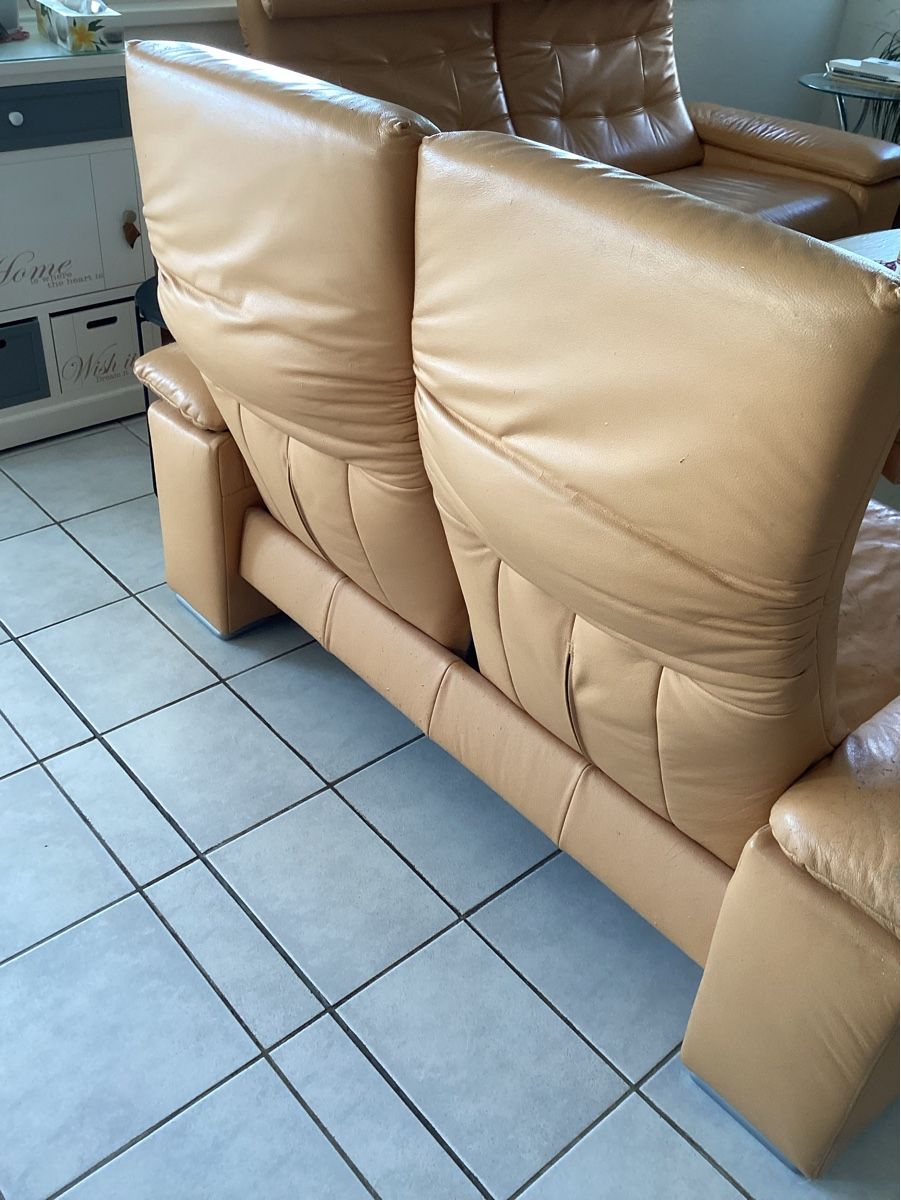 Divani: Sofa, Polstergruppe, Kunstleder Lachs – Usato da Wauwil venduto da Shelti 1