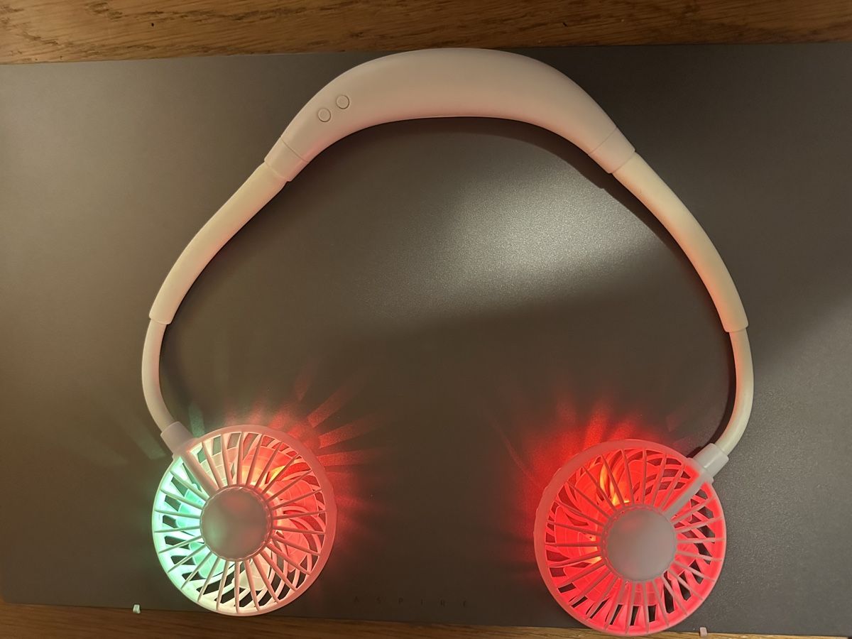 Ventilatori: Tragbarer Nacken-Ventilator. – Usato da Berg TG venduto da schlauchi