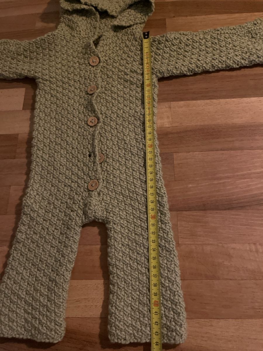 Pagliaccetti: Handgemachte Baby-Strampler mit Kapuze – Usato da Basel venduto da HugChristine 3