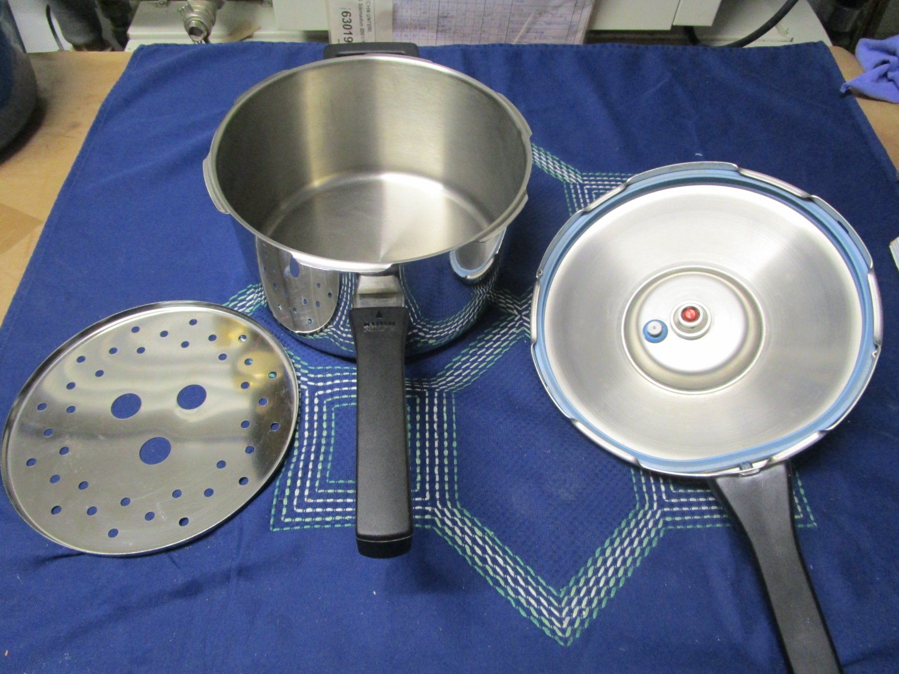Duromatic Pentole: Duromatic   Dampfkochtopf  Kuhn Rikon – Usato da Rupperswil venduto da Ema10 7