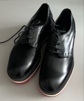 Marc Cain Schnürschuhe schwarz Lackleder Grösse 36 neuwertig