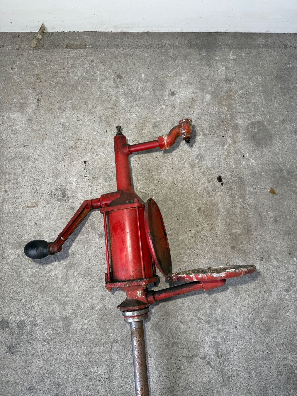 Pompe & Parti di ricambio: Fasspumpe mit Auffangwanne Oldtimer-Handpumpe – Usato da Boswil venduto da ABLagerBoswil 2