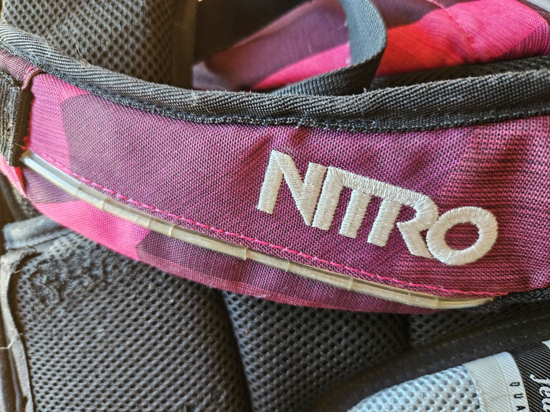 Rucksäcke: Nitro Rucksack Snowboard Wintersport Ski – Gebraucht aus Hägglingen von United-Village-Trade 6