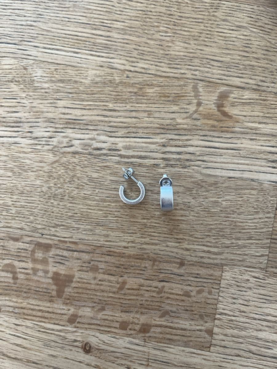Orecchini pendenti & Orecchini a lobo: Creolen Schmuck silberfarben  – Usato da Baar venduto da ani_7nbb 1