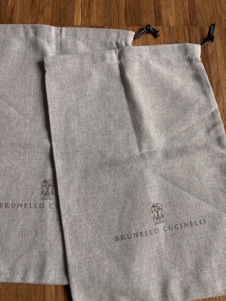 Brunello Cucinelli Borse: Brunello Cucinelli Staubbeutel. Neu! – Nuovo (secondo la descrizione) da Luzern venduto da lor_x8hx 1