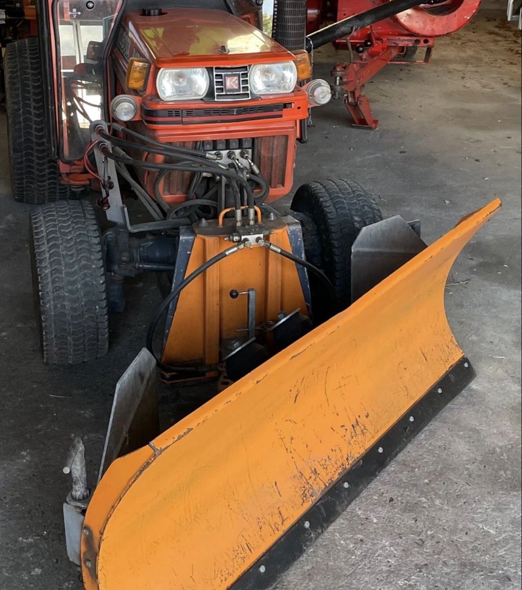 Kubota Traktoren: Kubota B 1750 – Gebraucht aus Deitingen von RK68 1