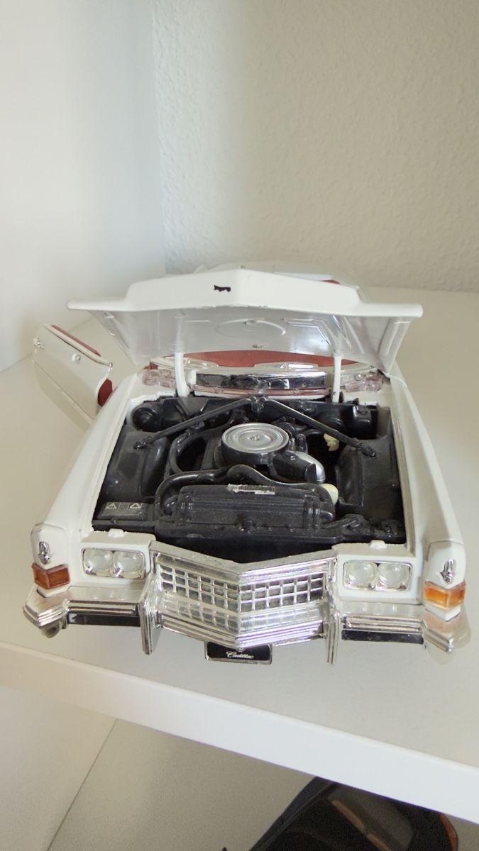 Cadillac Modellini d'auto: Cadillac Eldorado Cabriolet, Modellauto, Top Zustand! – Nuovo (secondo la descrizione) da Allschwil venduto da Ufuk-Ekinci 1