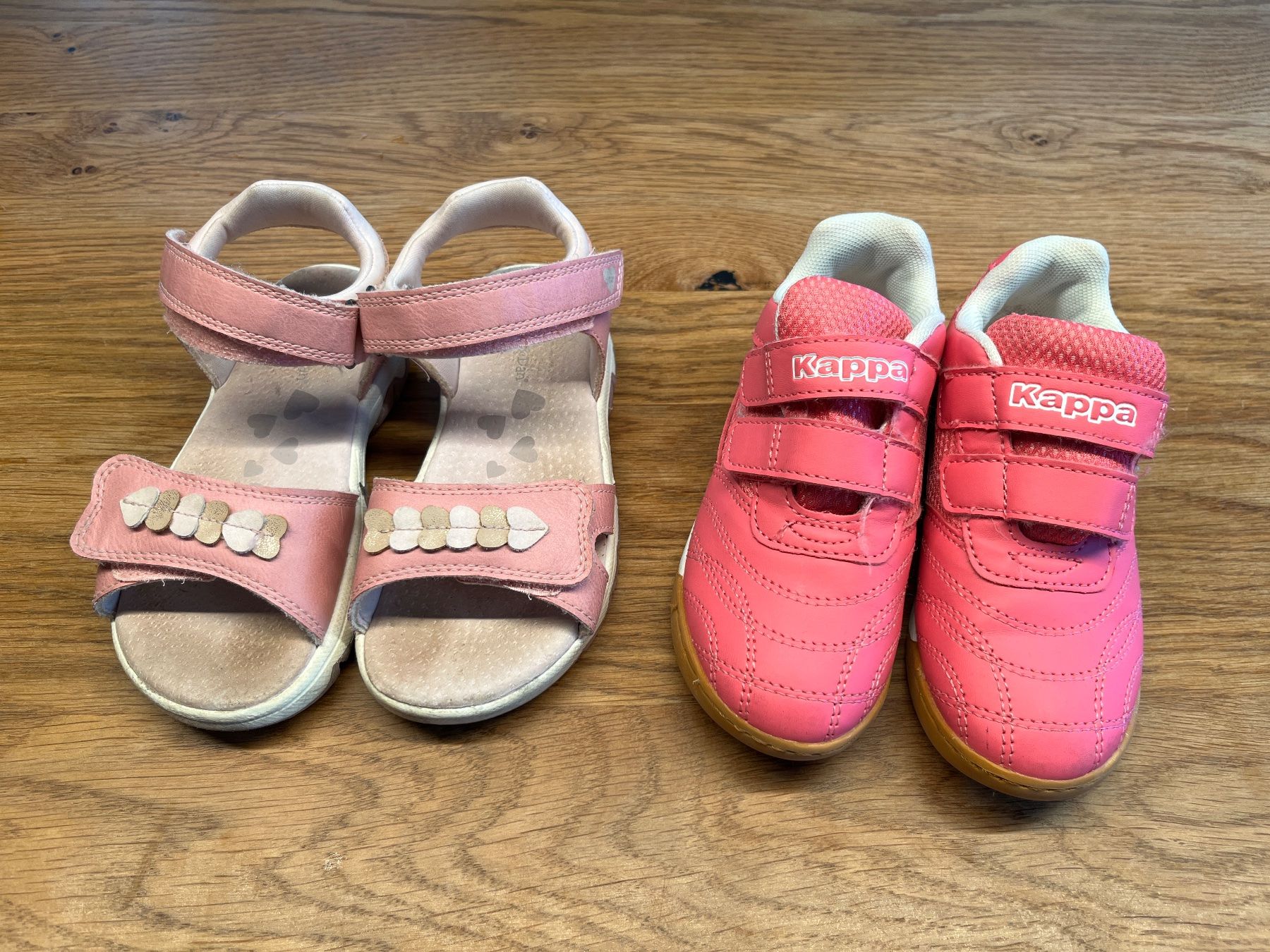 Schuhe für Mädchen: Schuhpaket Grösse 28 (5 Schuhe) – Gebraucht aus Brünisried von Seisler88 5