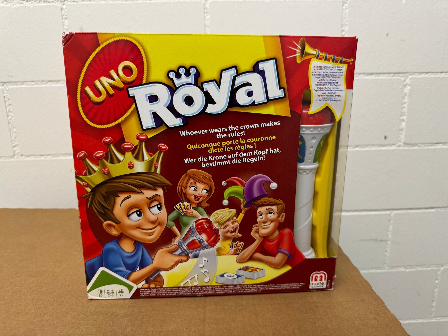 Mattel Giochi: Mattel Games UNO Royal – Nuovo e nell'imballaggio originale da Urdorf venduto da cybernoid72