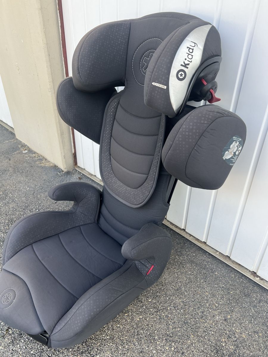 Kiddy Seggiolini per auto: Kindersitz von Kiddy Cruiserfix Pro3 – Usato da Uster venduto da Glur1 5