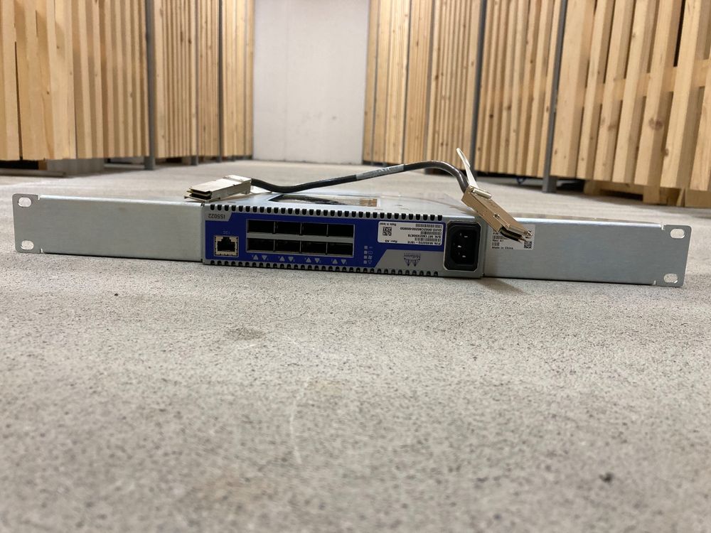 Switch Mellanox infiniscale switch, Infiniband model: IS5022 | Kaufen auf  Ricardo