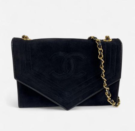 Chanel Suede Shoulder Bag Black‼️