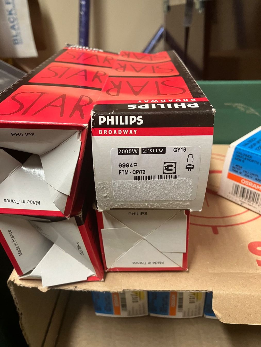 Philips Lampade: Studio Leuchtmittel PHILIPS 6994P, CP/72, FTM, 4 Stück – Nuovo e nell'imballaggio originale da Kehrsatz venduto da stier011 1