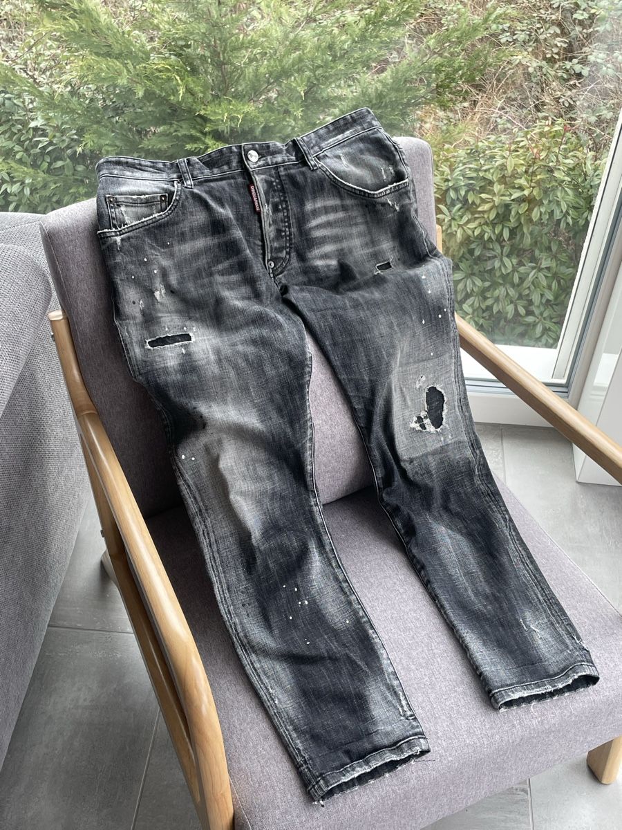 Dsquared2 Jeans: Jeans DSQUARED2 taille 48 – Usato da Avenches venduto da Stf_b78g