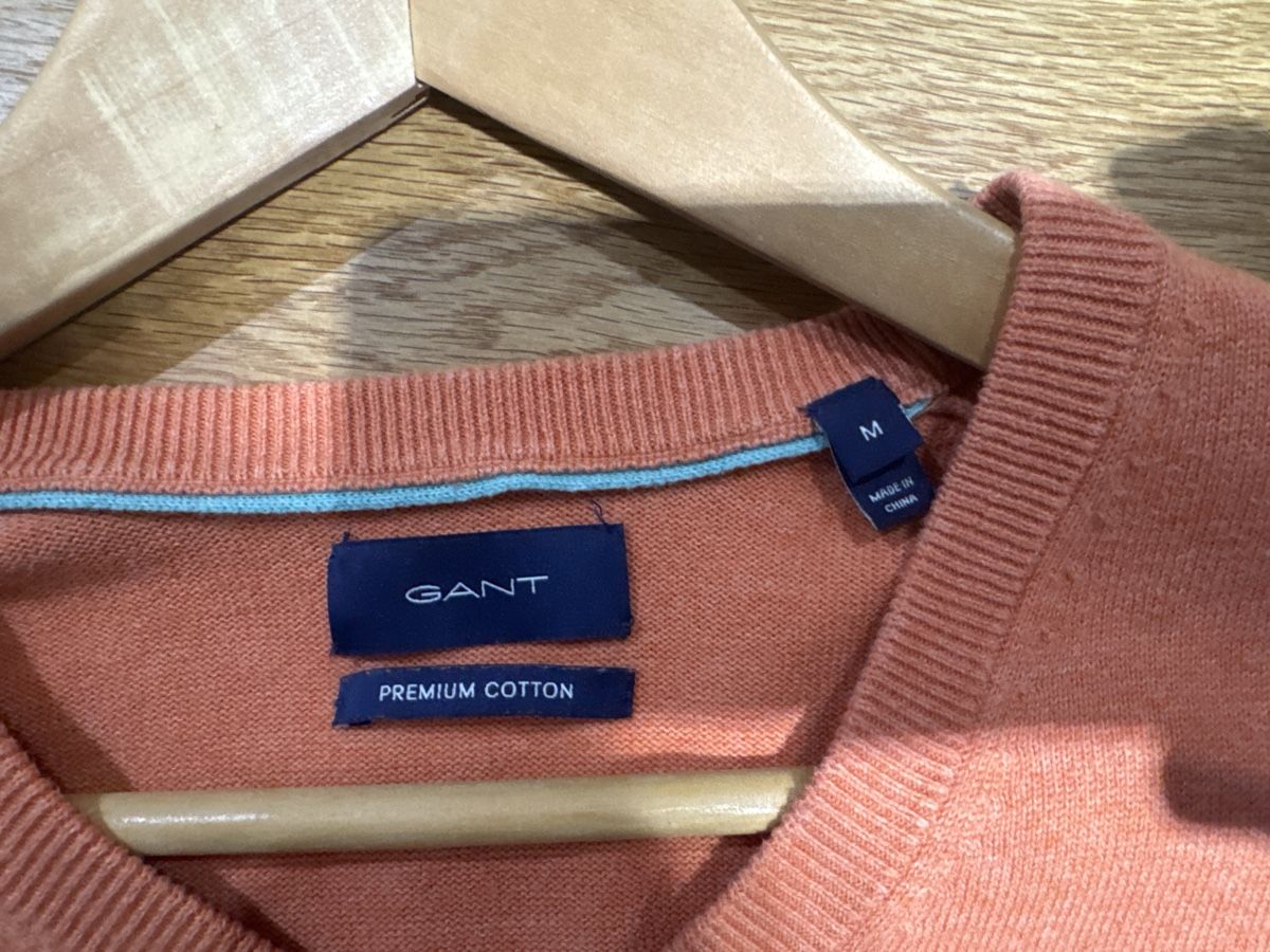 Gant Maglioni & Felpe: Pull col V Gant orange, bon état – Usato da Morges venduto da Alexys23 2