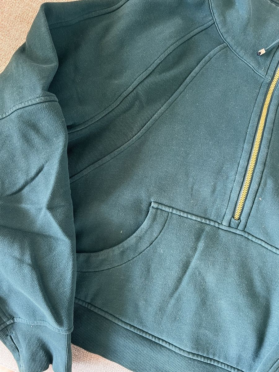 Lululemon Pullover & Sweatshirts: Lululemon sweat-shirt – Gebraucht aus Nyon von noi_tf8q 2