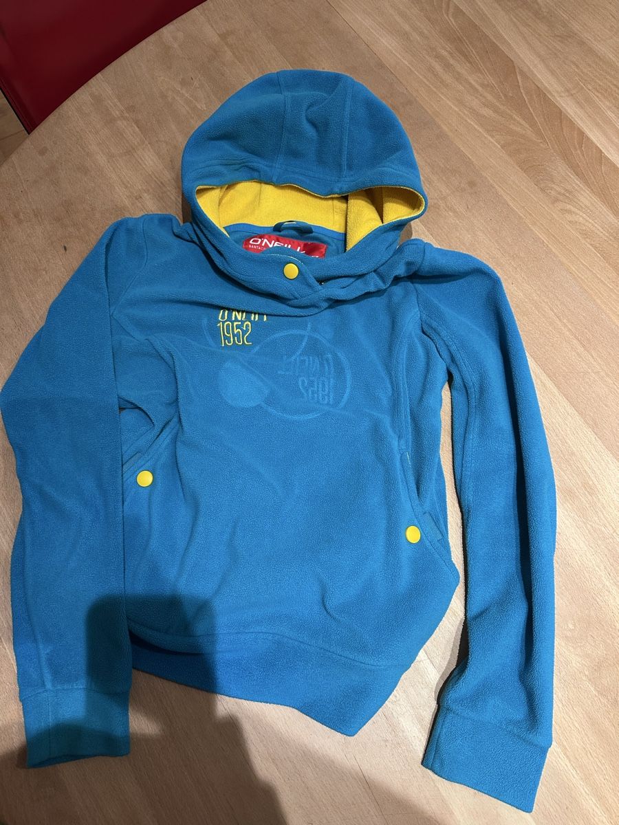 Tommy Hilfiger Pulls & Sweat-shirts: Drei schöne Pullover in Grösse 152/M – D'occasion à Basel par dahlen 2