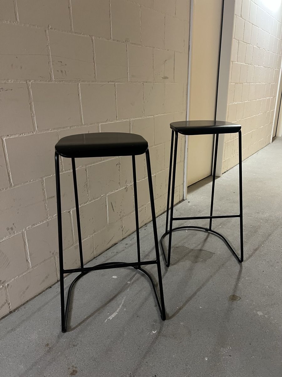 Hocker: 2 Barhocker, Schwarz  – Gebraucht aus Biel/Bienne von dani_mila 2
