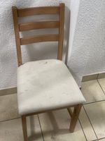 stuhl aus holz mit sitzpolster. abholen in siebnen