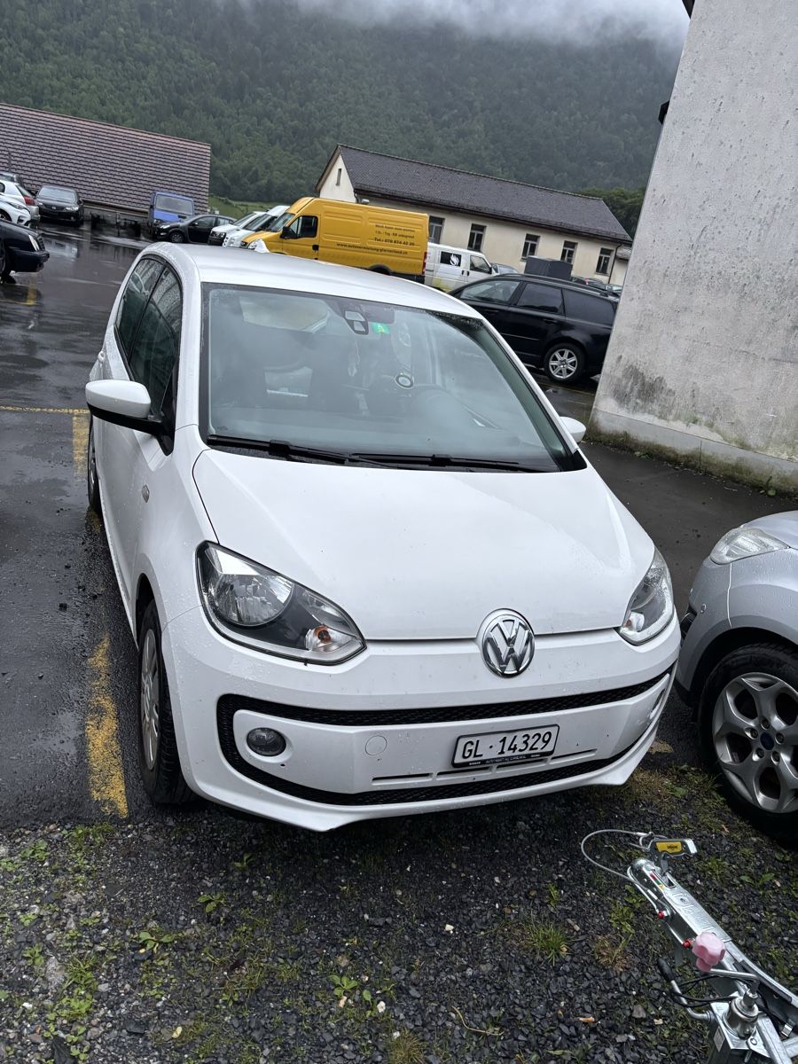 VW Autos: Vw Up 1.0 MPI Weiss 60Ps  – D'occasion à Betschwanden par Salemen