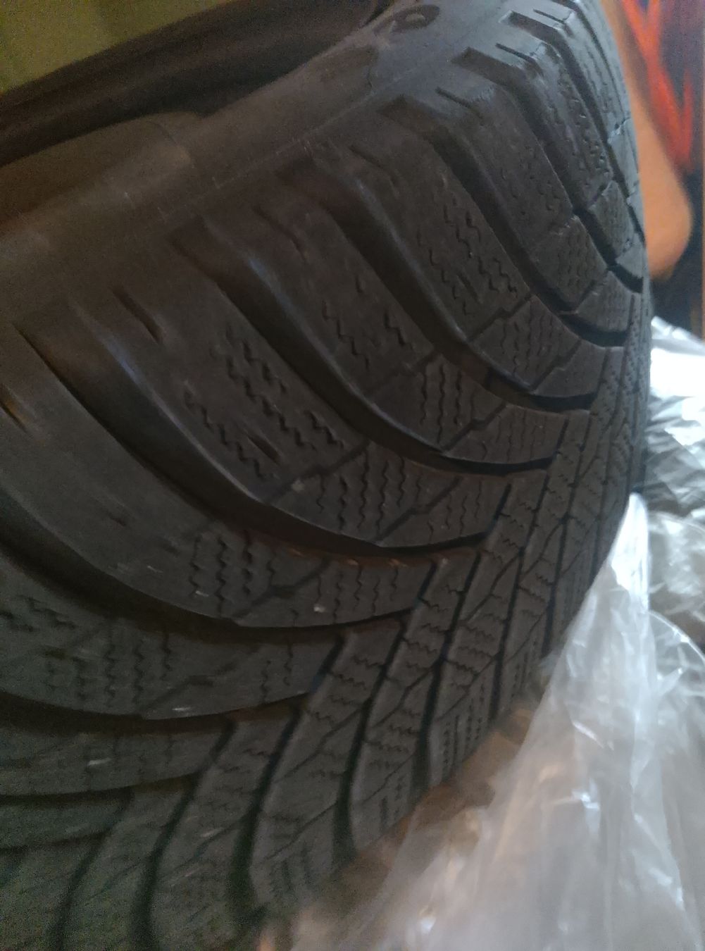 Pneus & Kompletträder: BMW Stahlfelgen 17 Zoll mit Firestone Winterreifen – 6mm – Gebraucht aus Muttenz von phk_jk7m 1