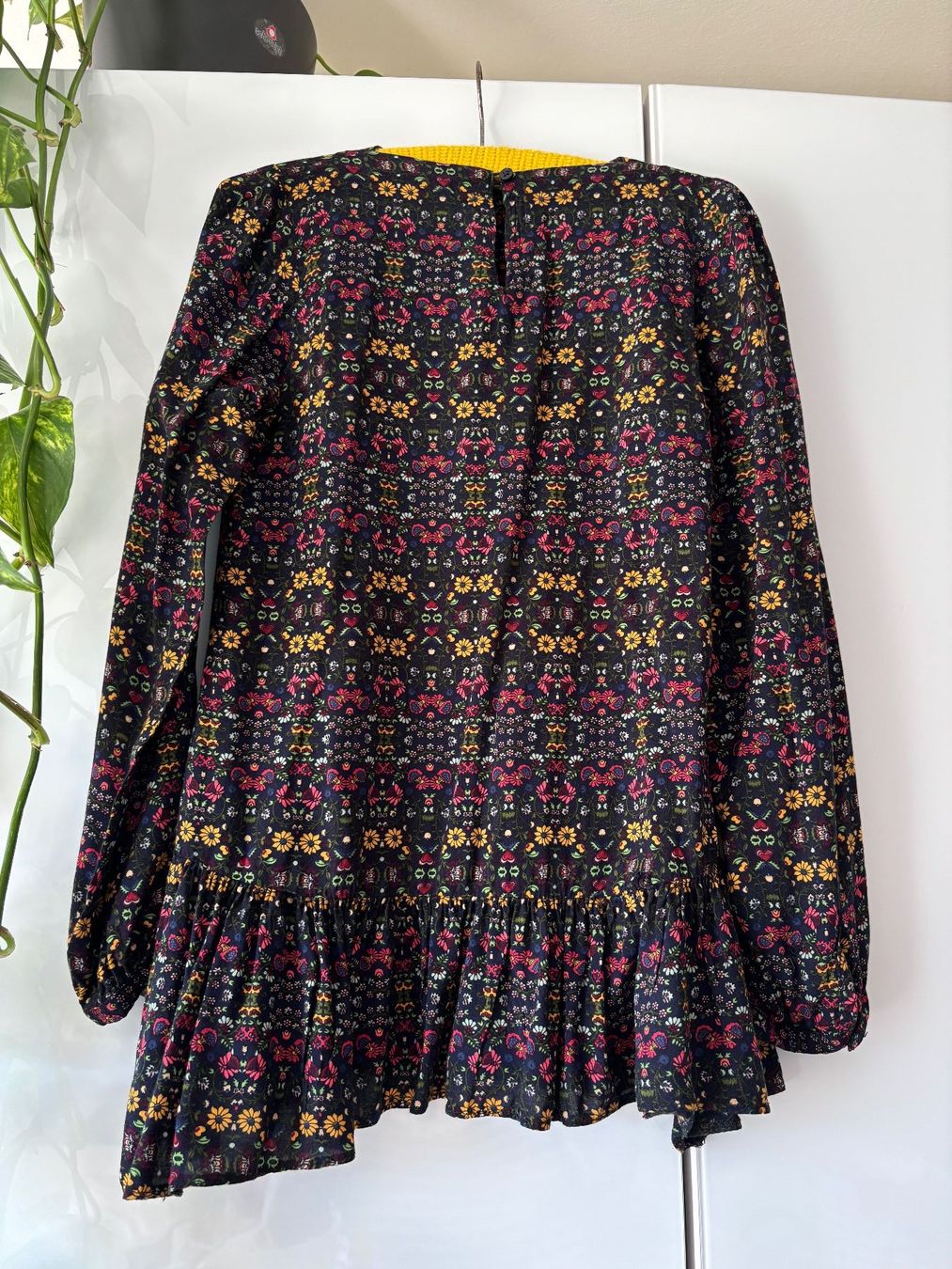 Blouses, T-shirts & Tops: OSHKOSH Tunika mit Blumenmuster Gr. 10 – D'occasion à Zürich par missmodernage 4