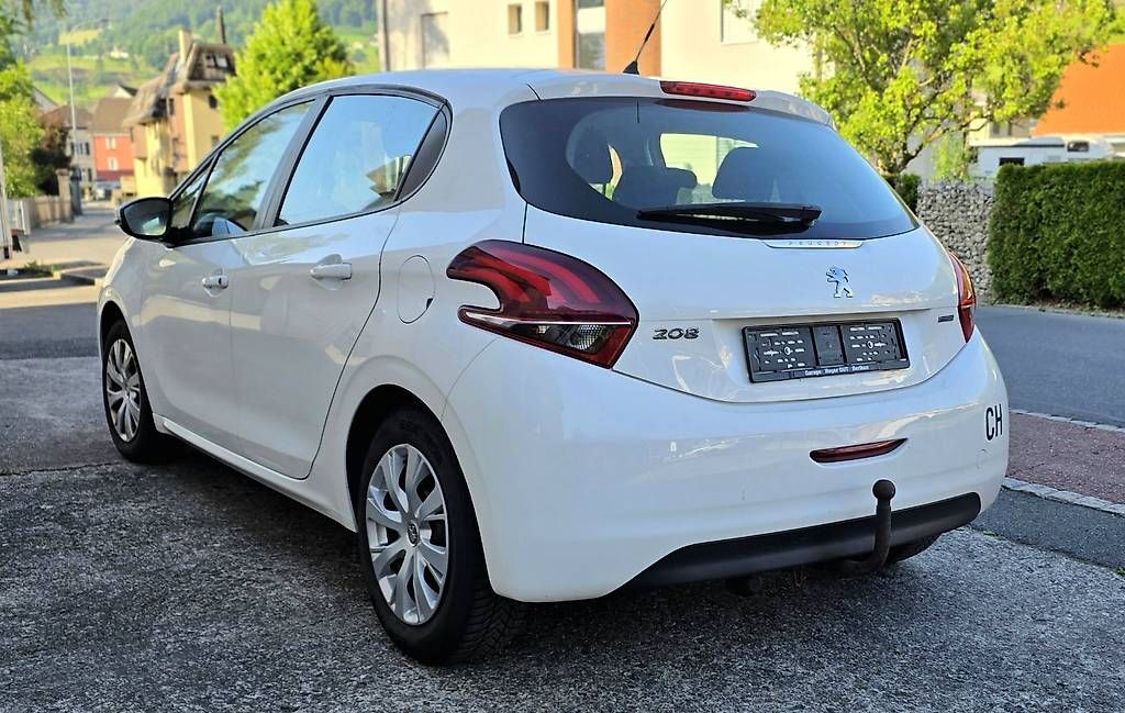 Automobili: Peugeot 208 1.2 VTi PureTech – Usato da Heiligkreuz (Mels) venduto da Beyond-Auto 2